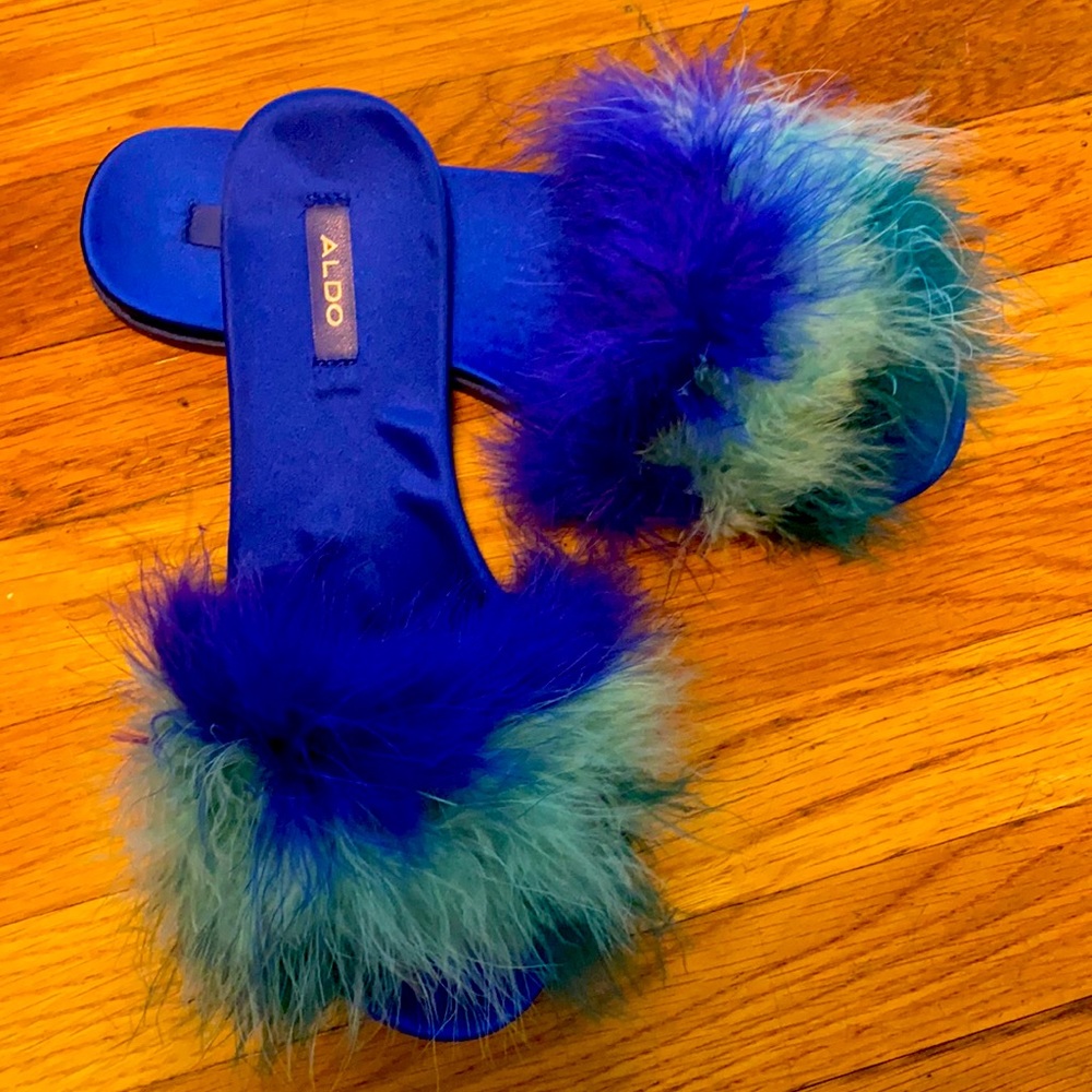 Fluffy Blue Slides